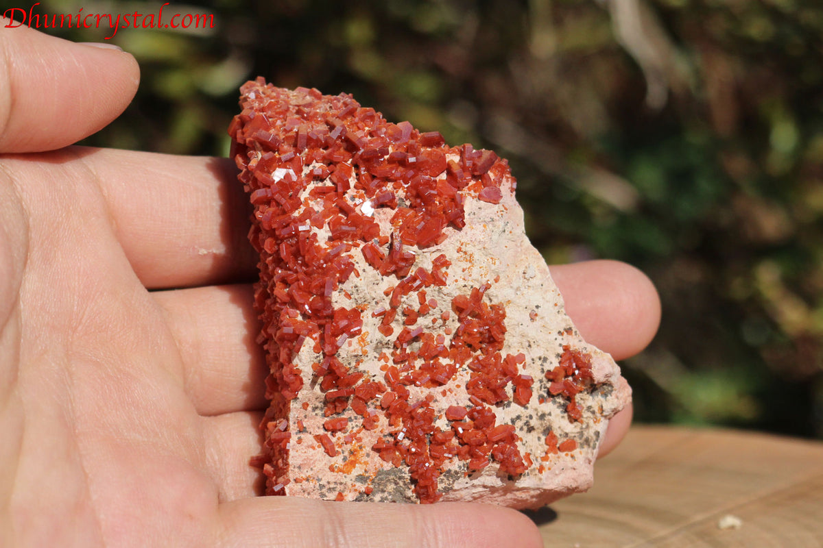バナディナイト原石