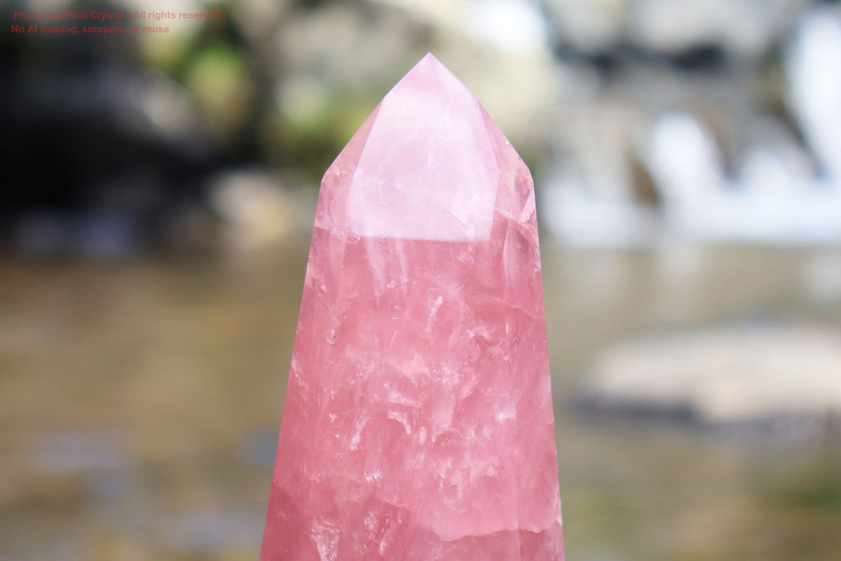 ディープローズクォーツ