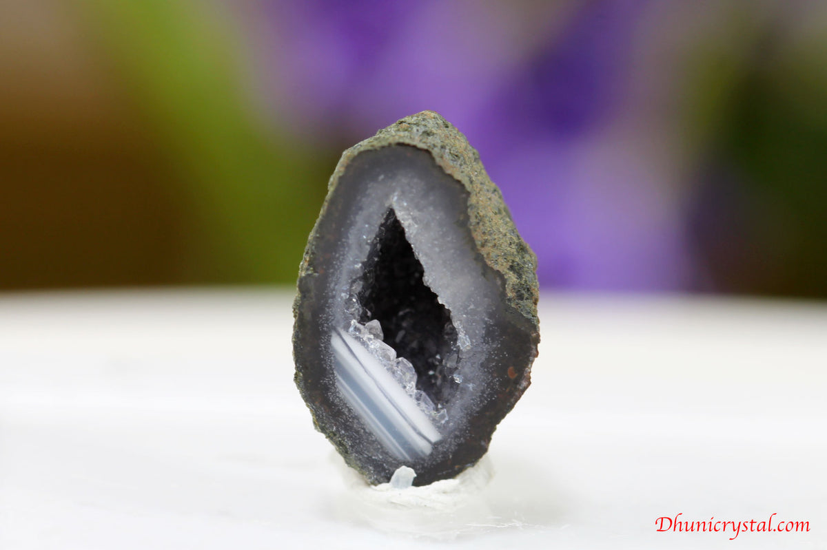ミニ・ジオード水晶