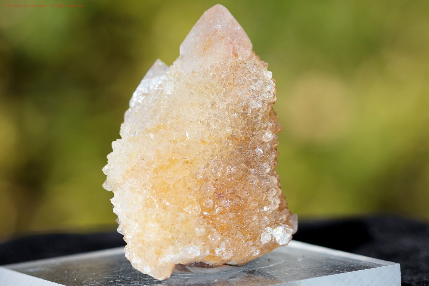 ホワイトスピリットクォーツの拡大画像