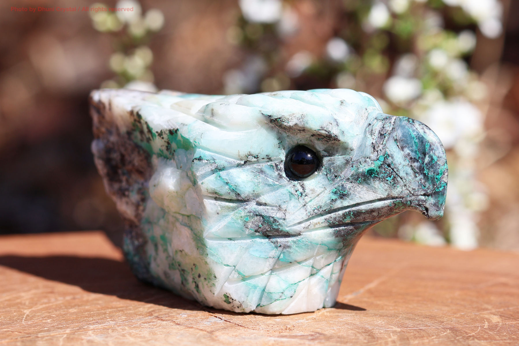 ジェムシリカ・イーグルカービングの画像