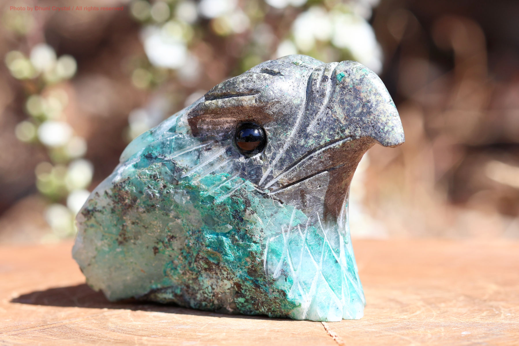 ジェムシリカ・イーグルカービングの画像