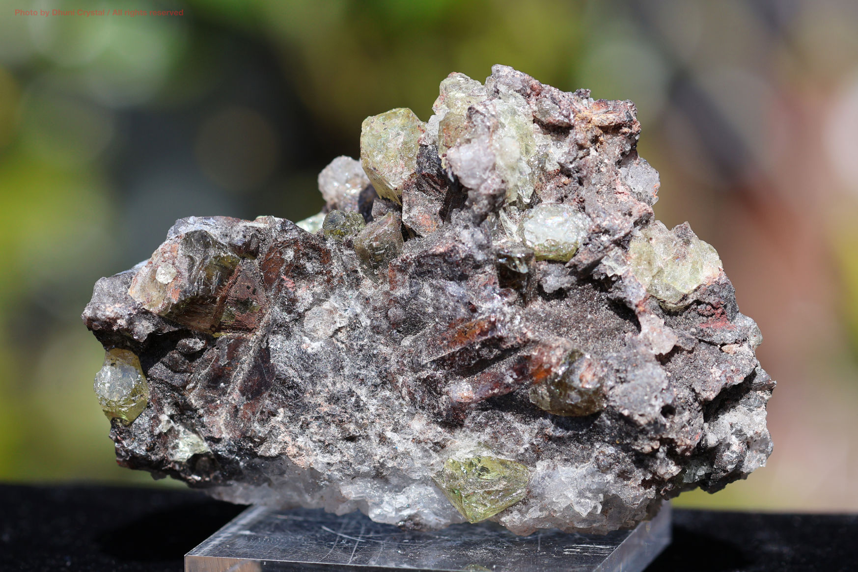 イエローアパタイト原石の画像