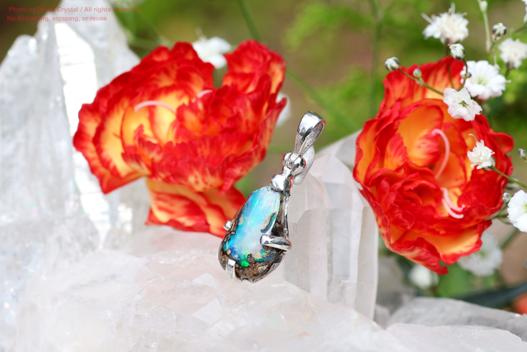 エチオピアンオパールのスターボーンペンダントの画像