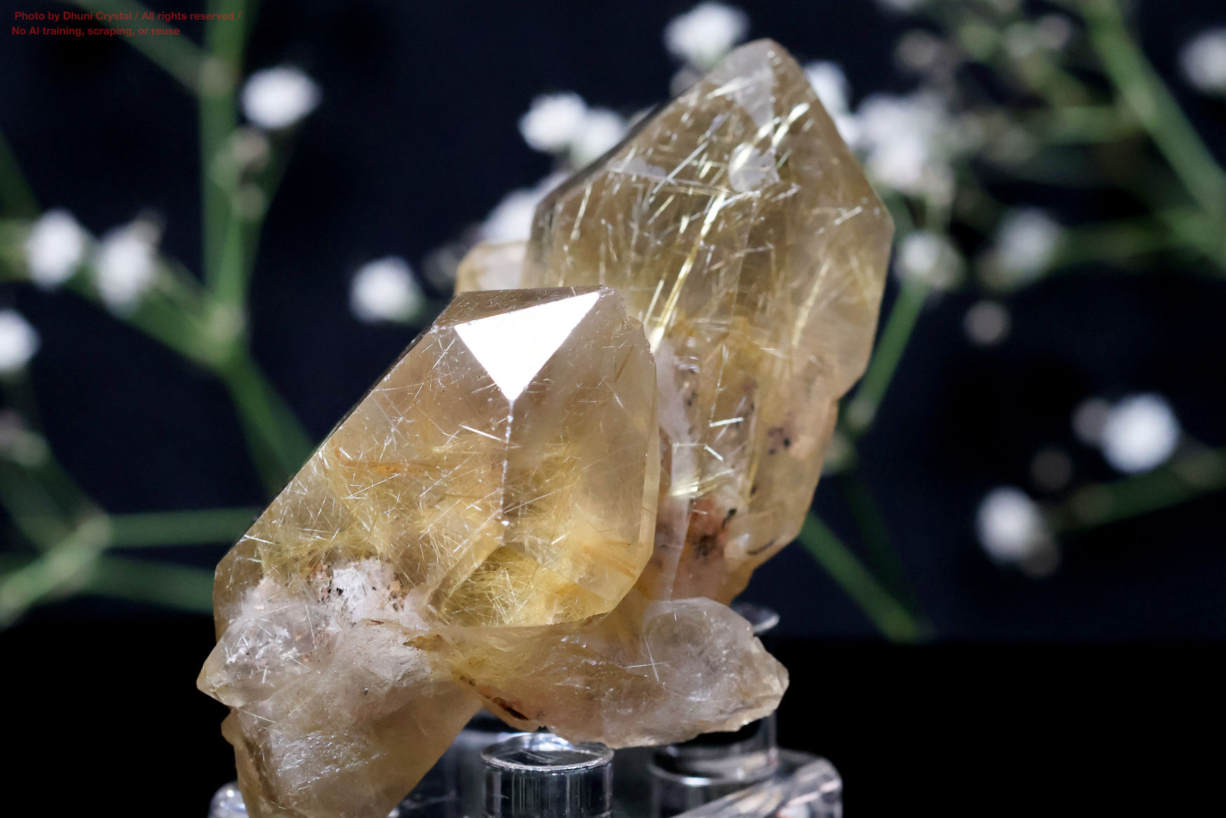 ルチルの側面画像