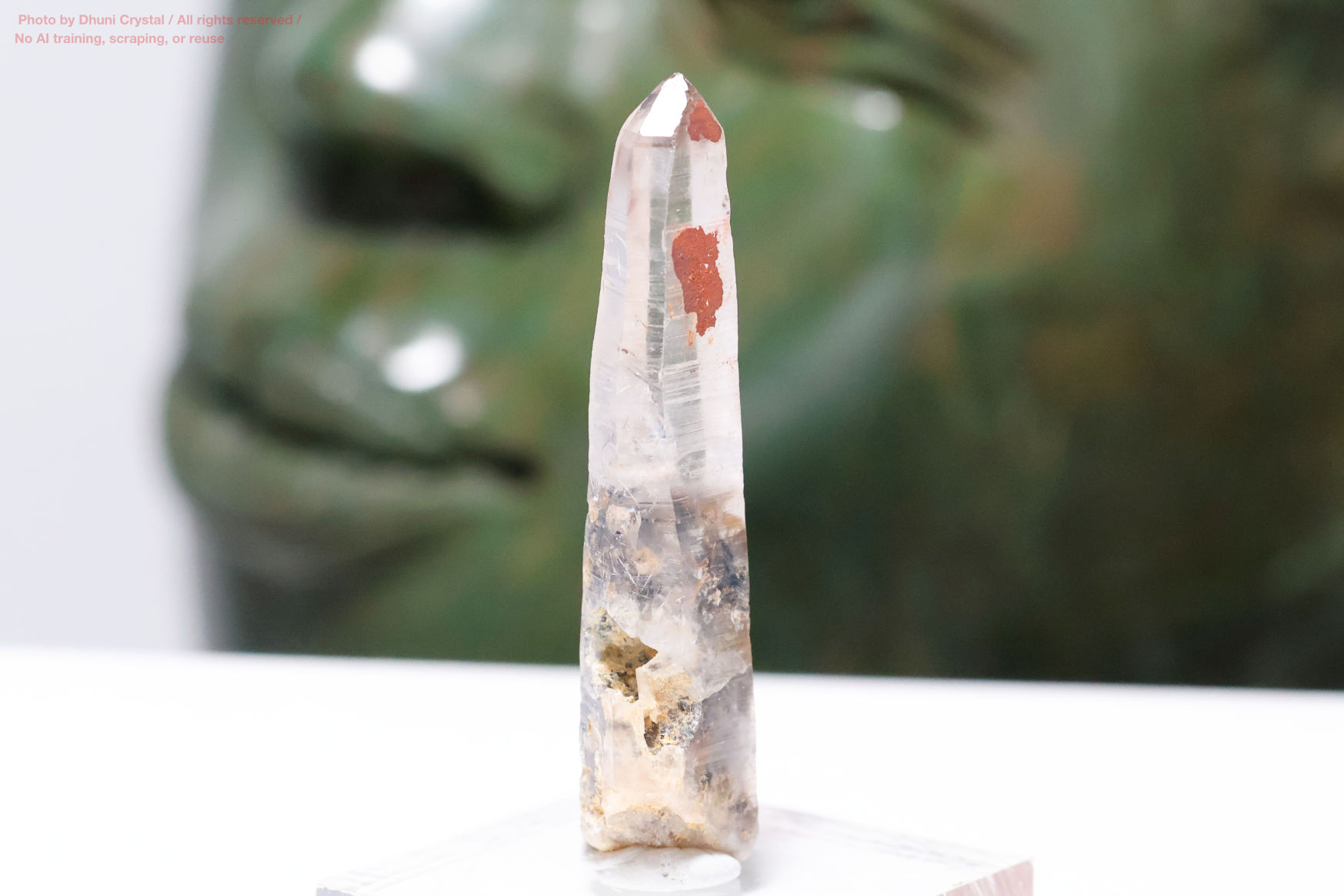 エジリン結晶の側面画像