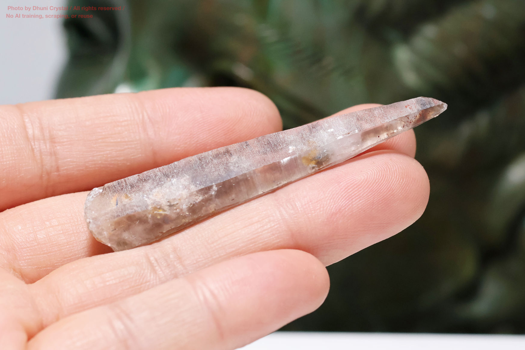 エジリン結晶の拡大画像