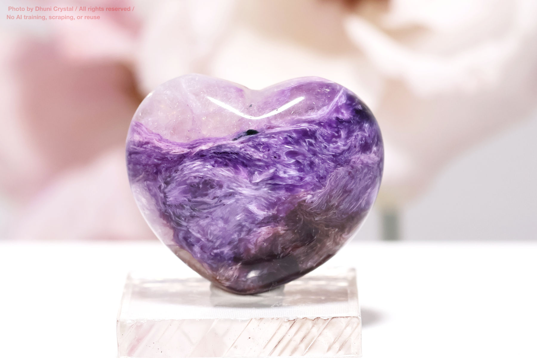 チャロアイトの画像” loading=