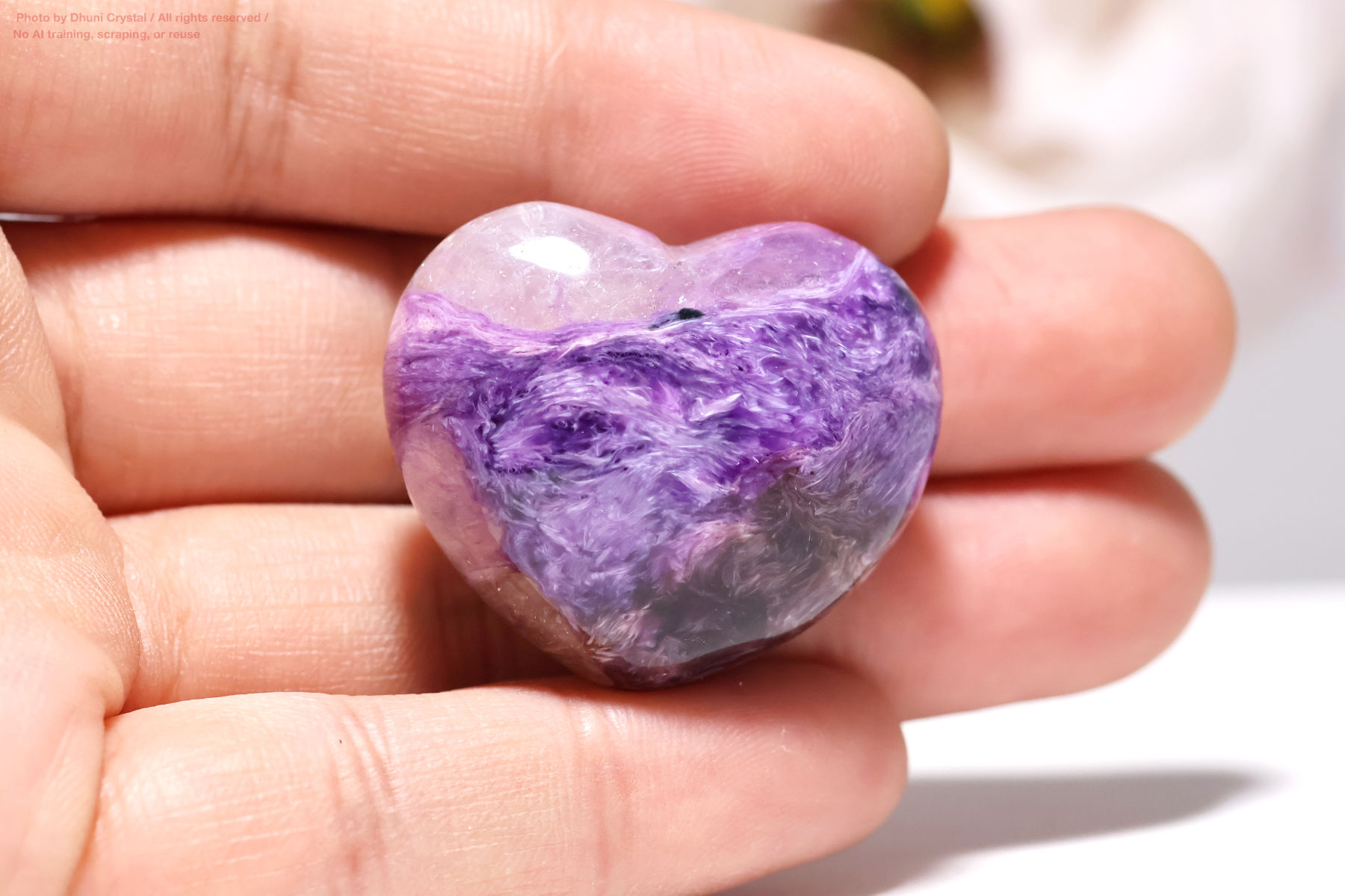 チャロアイトの画像