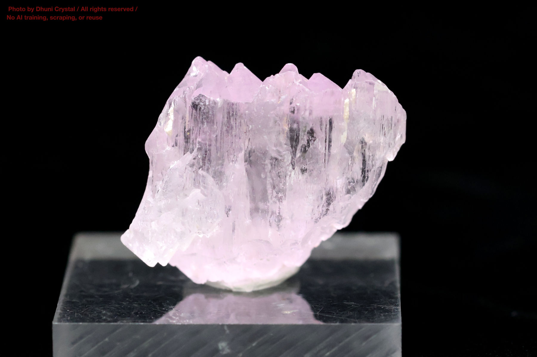 クンツァイトの写真” loading=