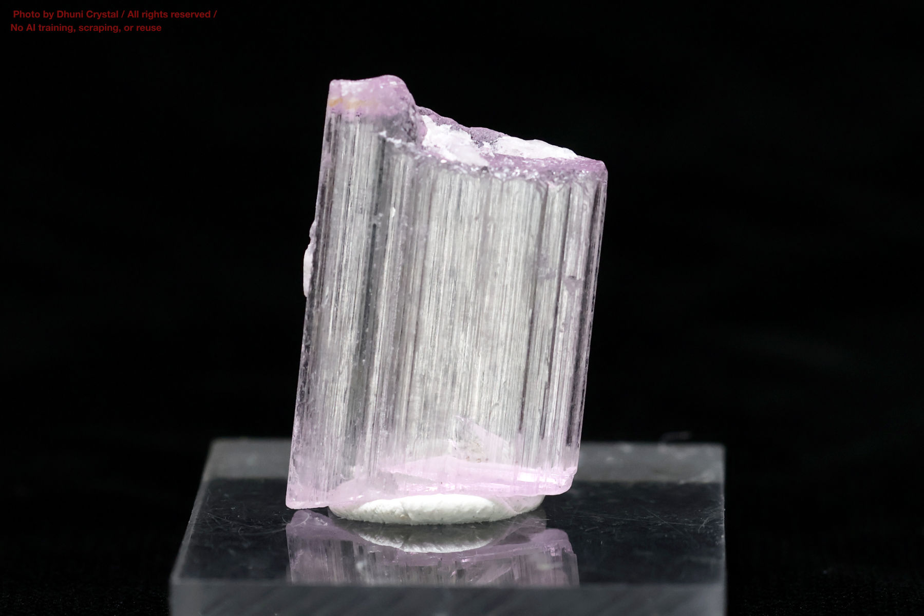 クンツァイトの写真” loading=