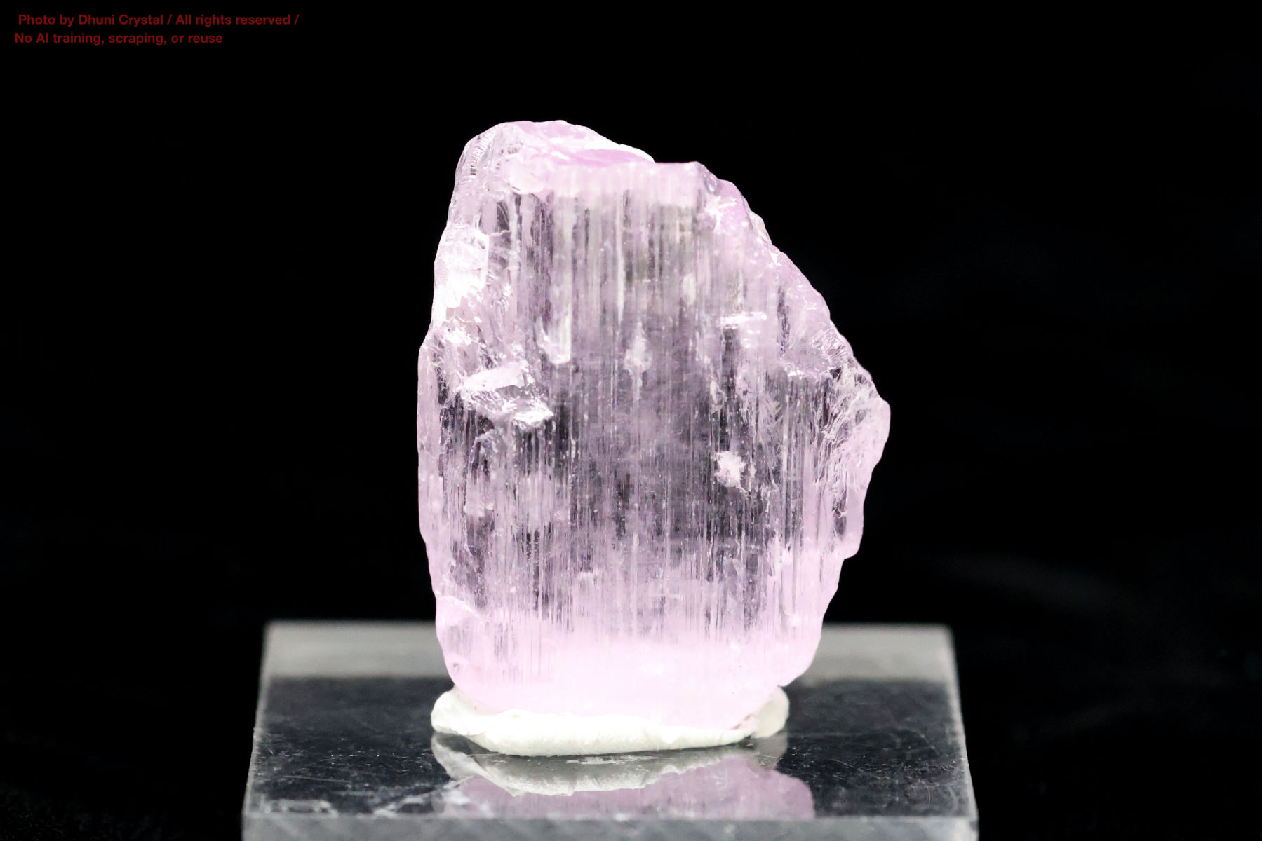 クンツァイトの写真” loading=