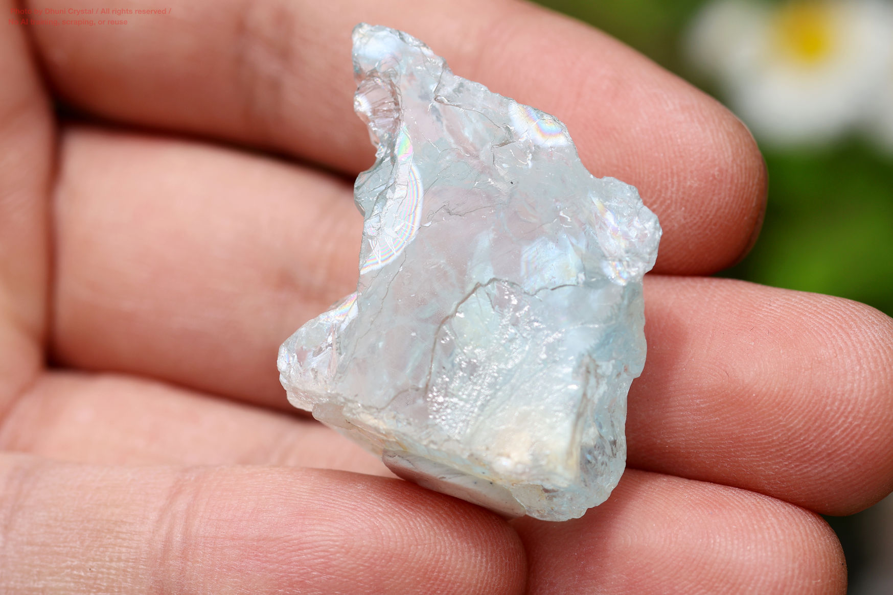 ブルートパーズ結晶の拡大画像