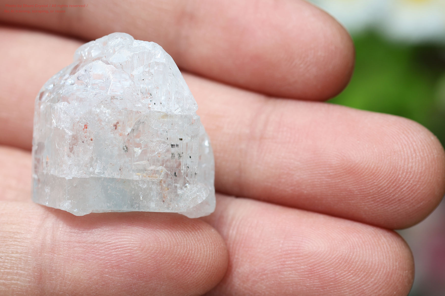 ブルートパーズ結晶の拡大画像