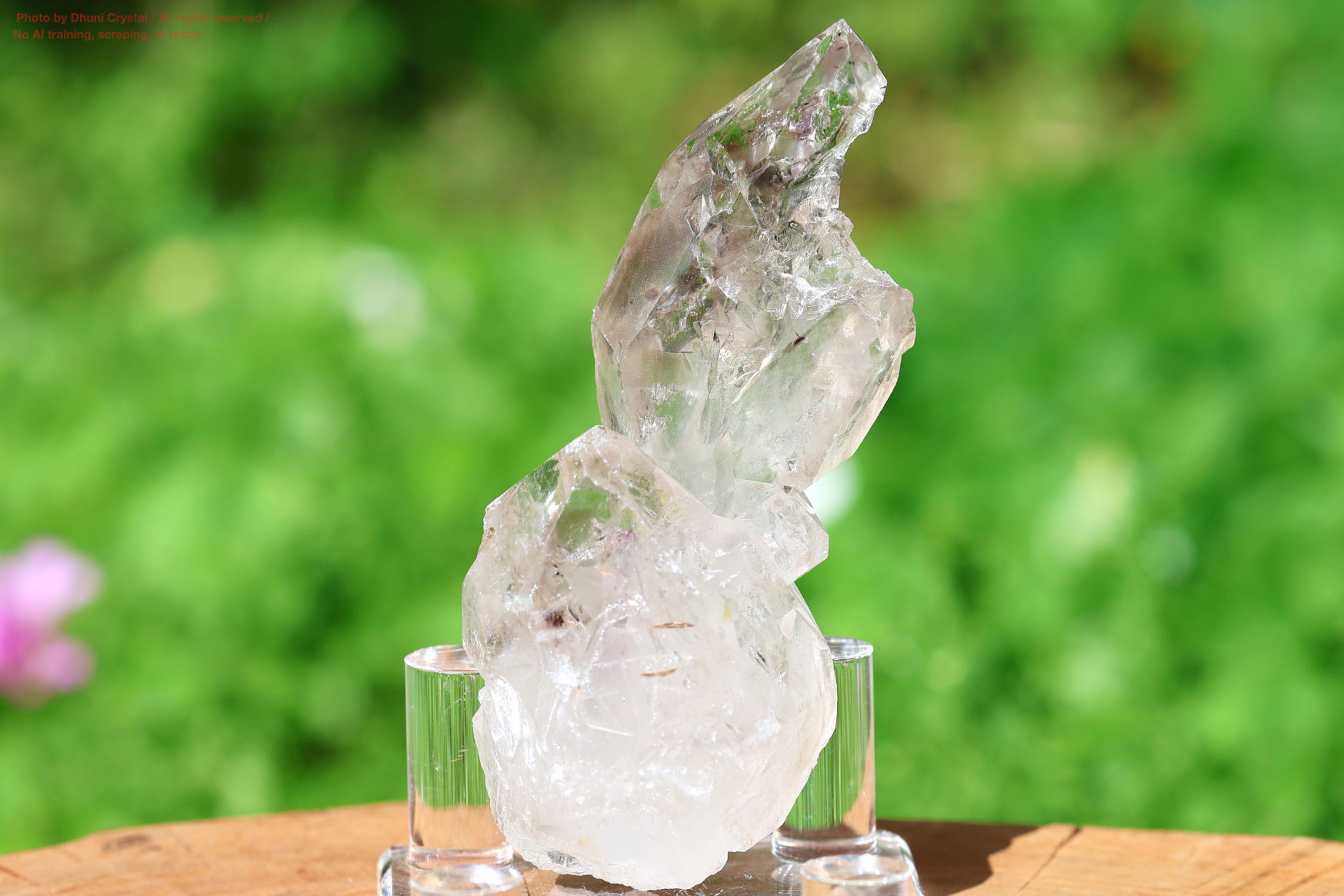 モンドクォーツ結晶の側面画像