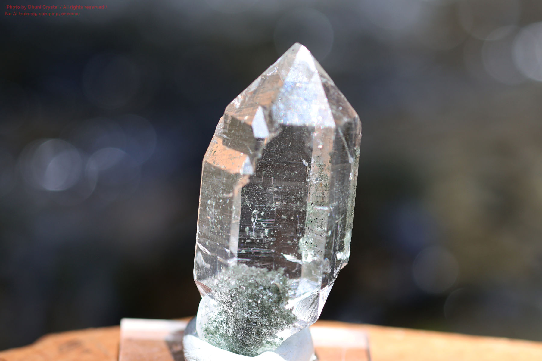 ヒマラヤ水晶/マニハール産の側面画像