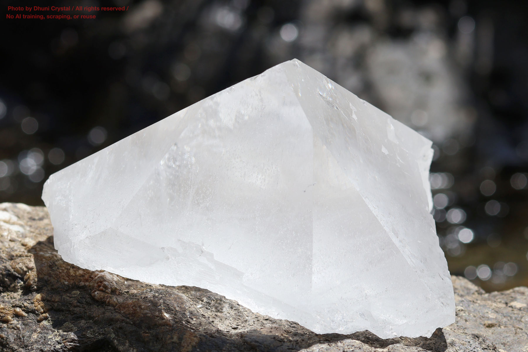 ヒマラヤ水晶/マニハール産の側面画像