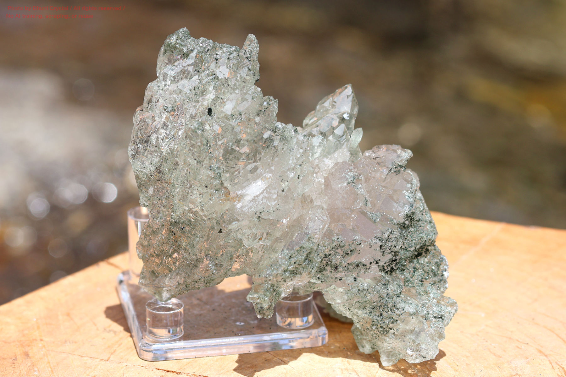 ヒマラヤ水晶/マニハール産の側面画像