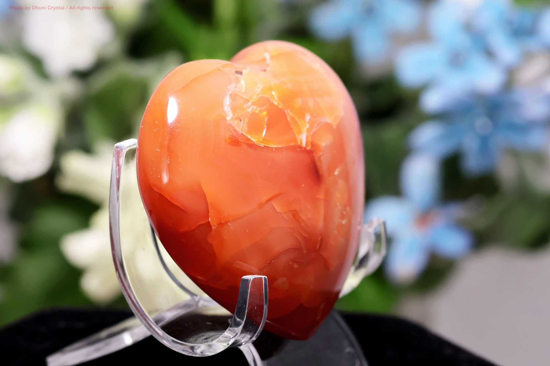 カーネリアンのハート型の画像