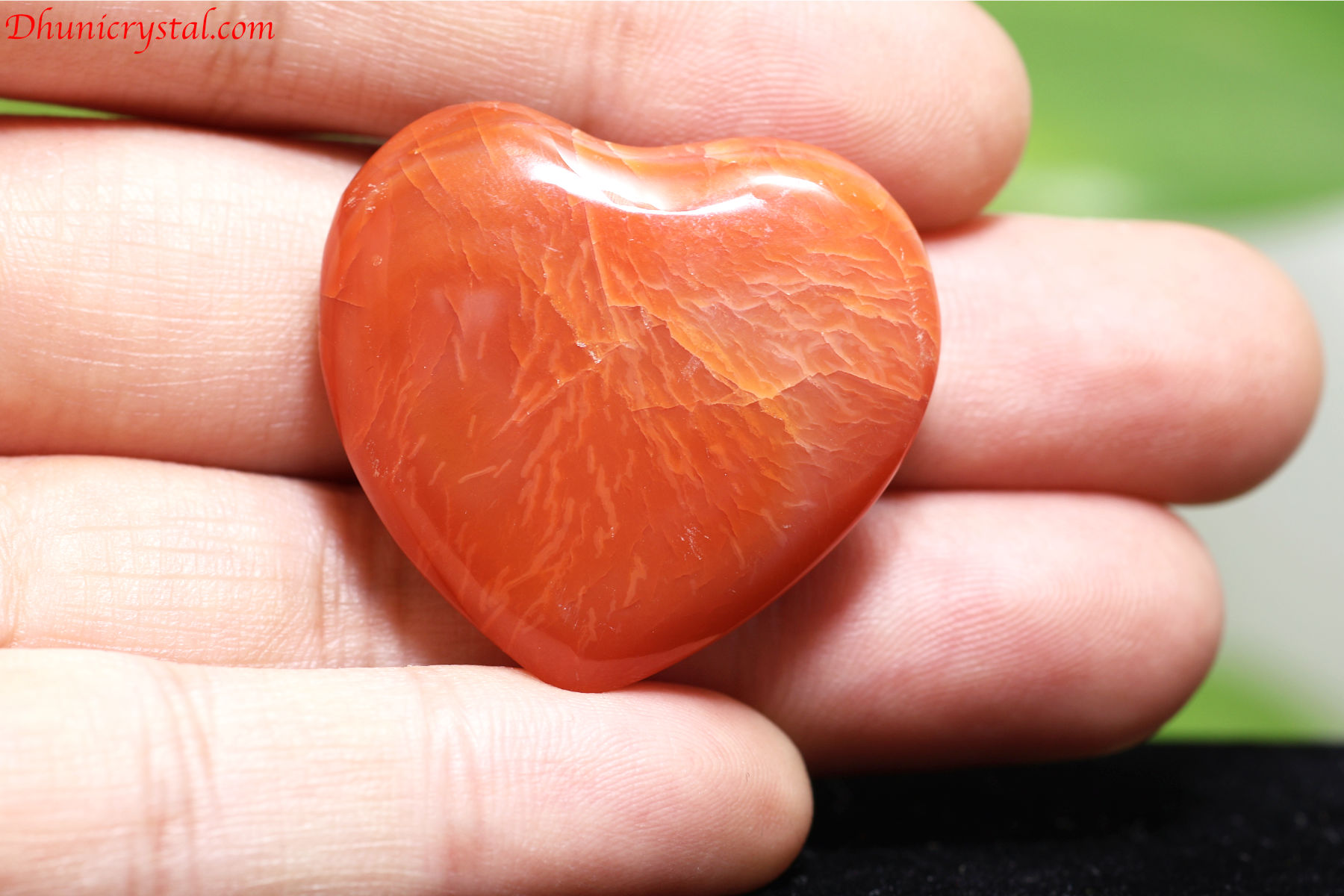 行動力と情熱を与える石 カーネリアン 天然石 パワーストーン