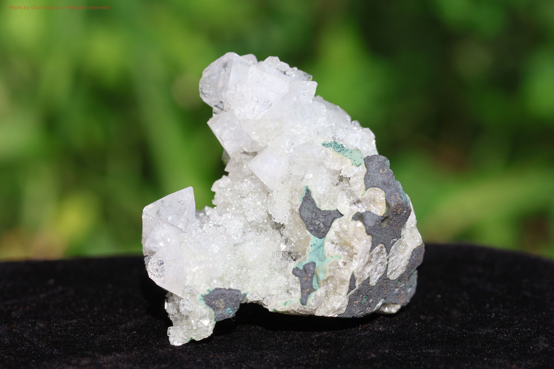 アポフィライト拡大