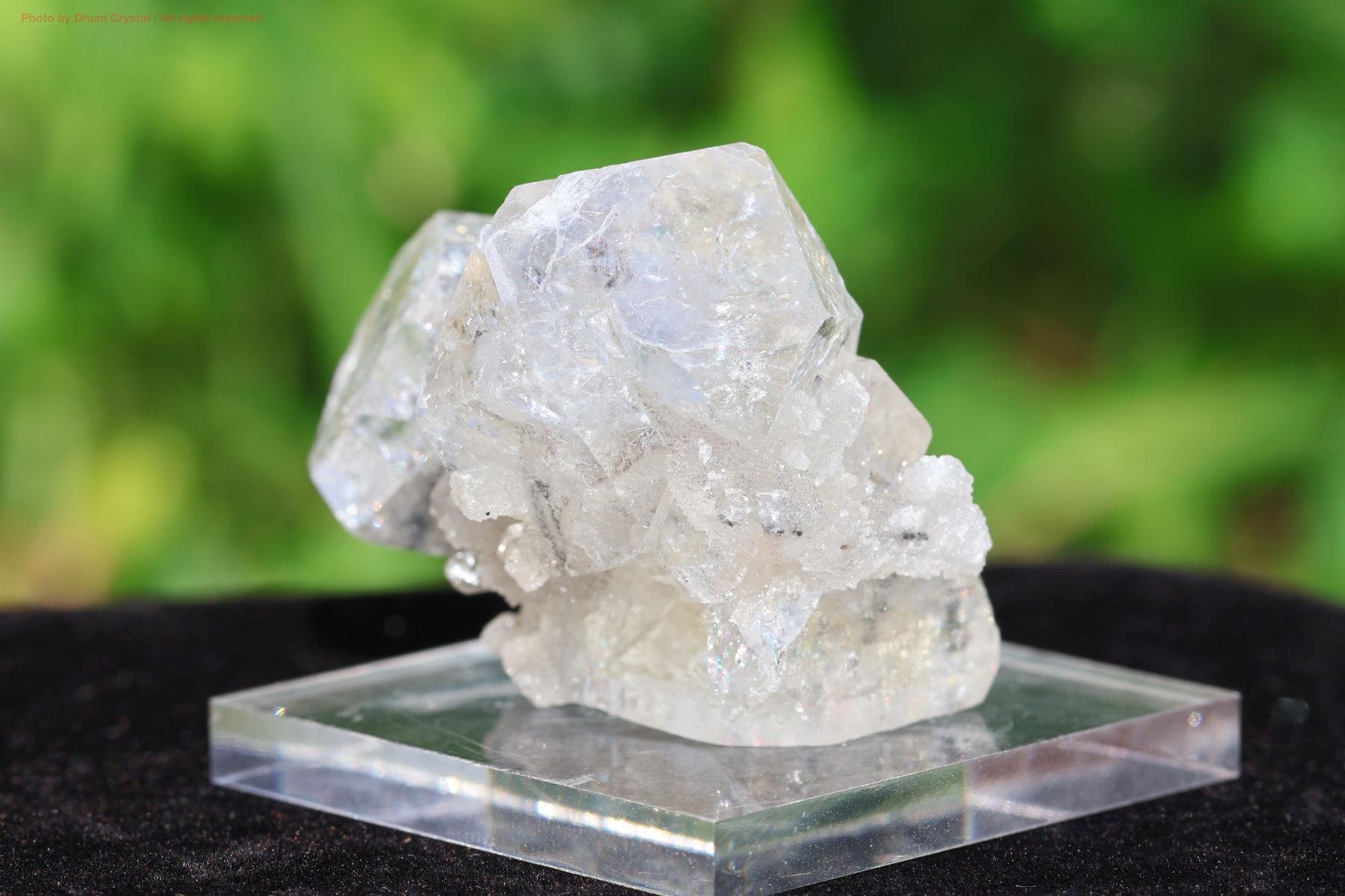 アポフィライト側面