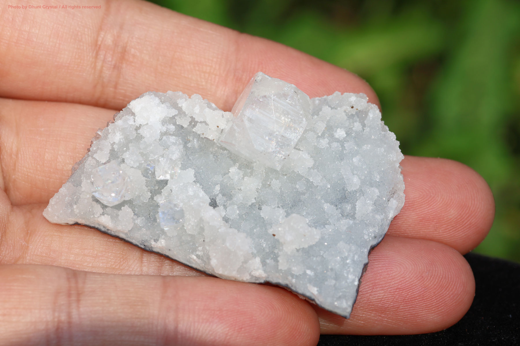 アポフィライト拡大