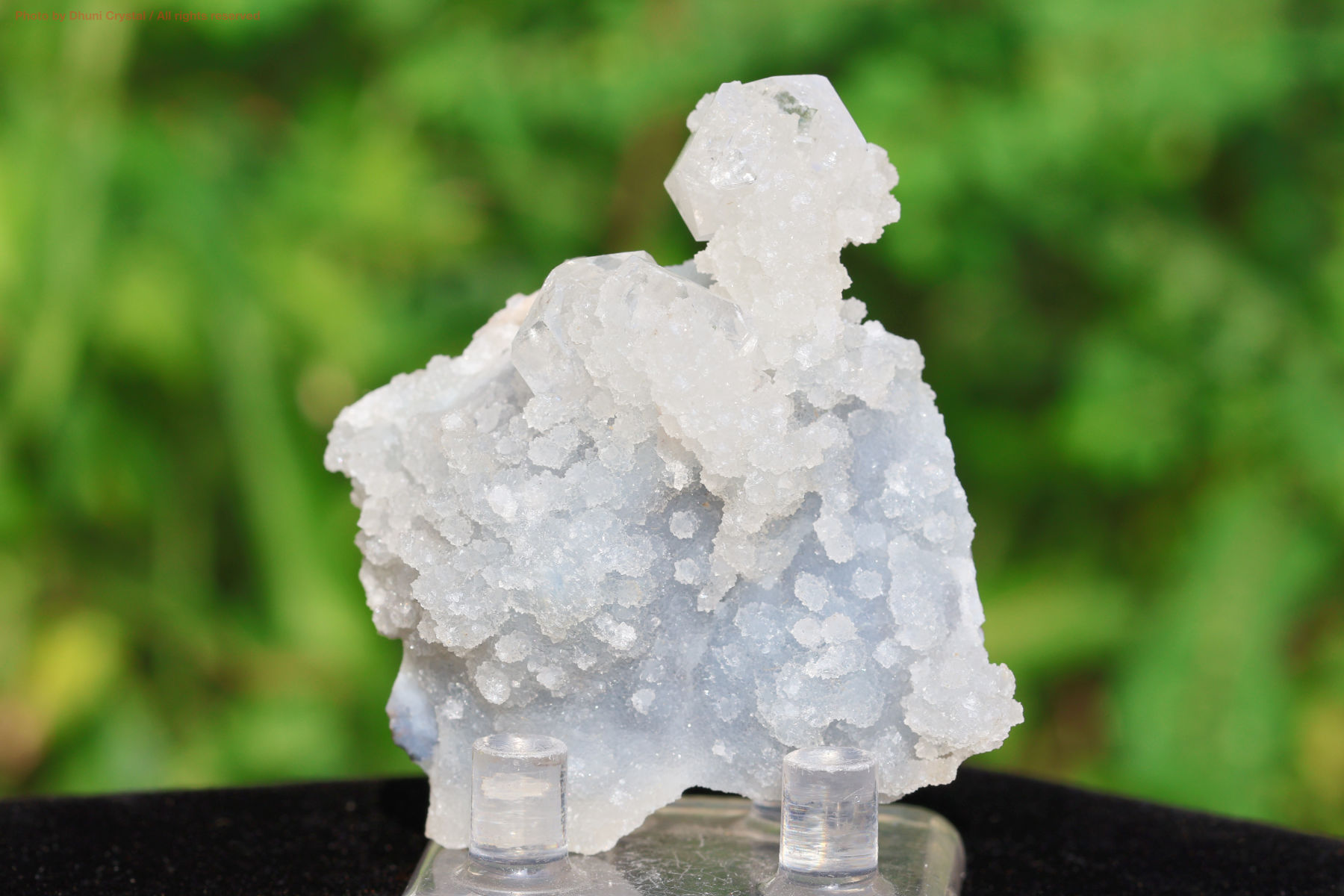 アポフィライト正面