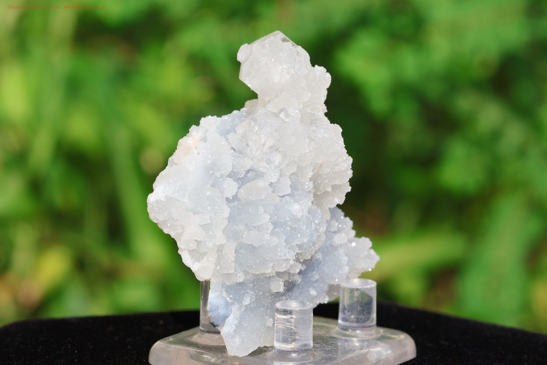 アポフィライト側面