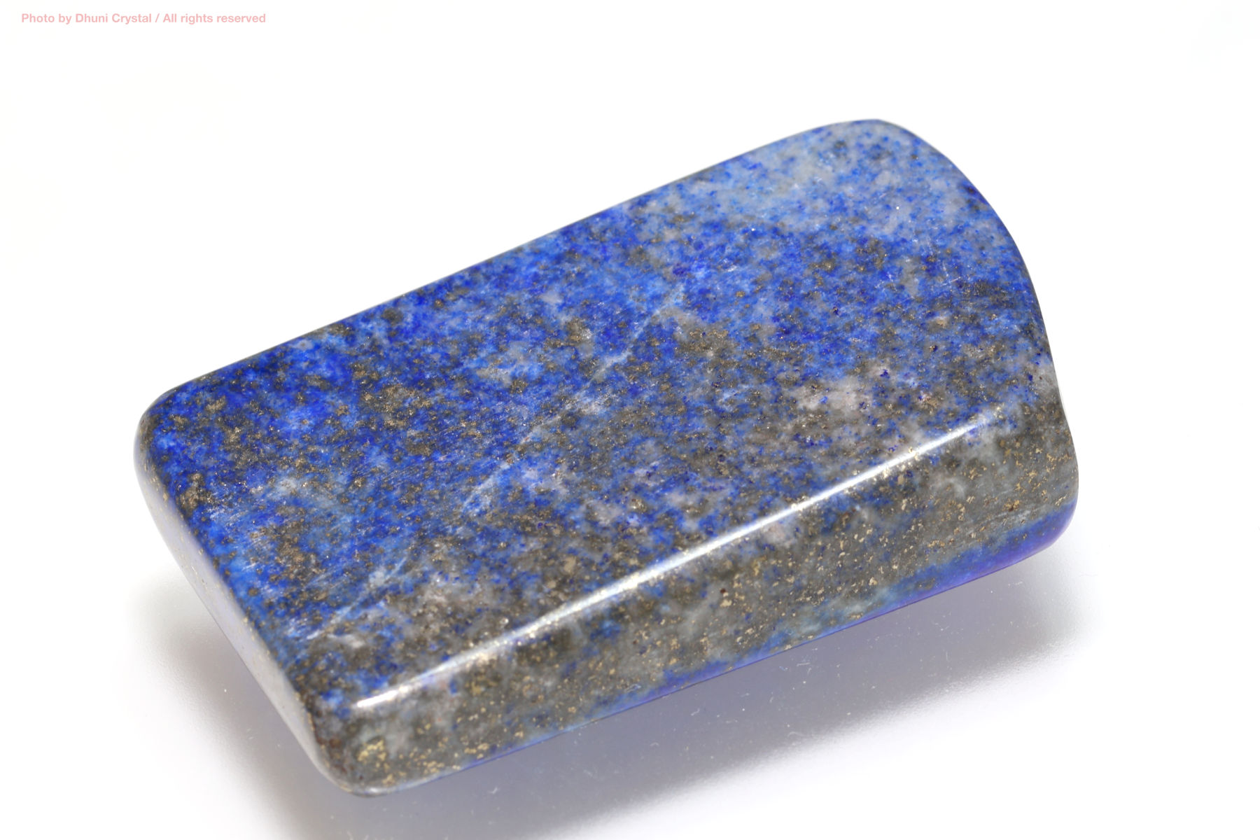 ラピスラズリ】深い瑠璃色に宿る叡智と守護の石｜天然石・パワーストーン