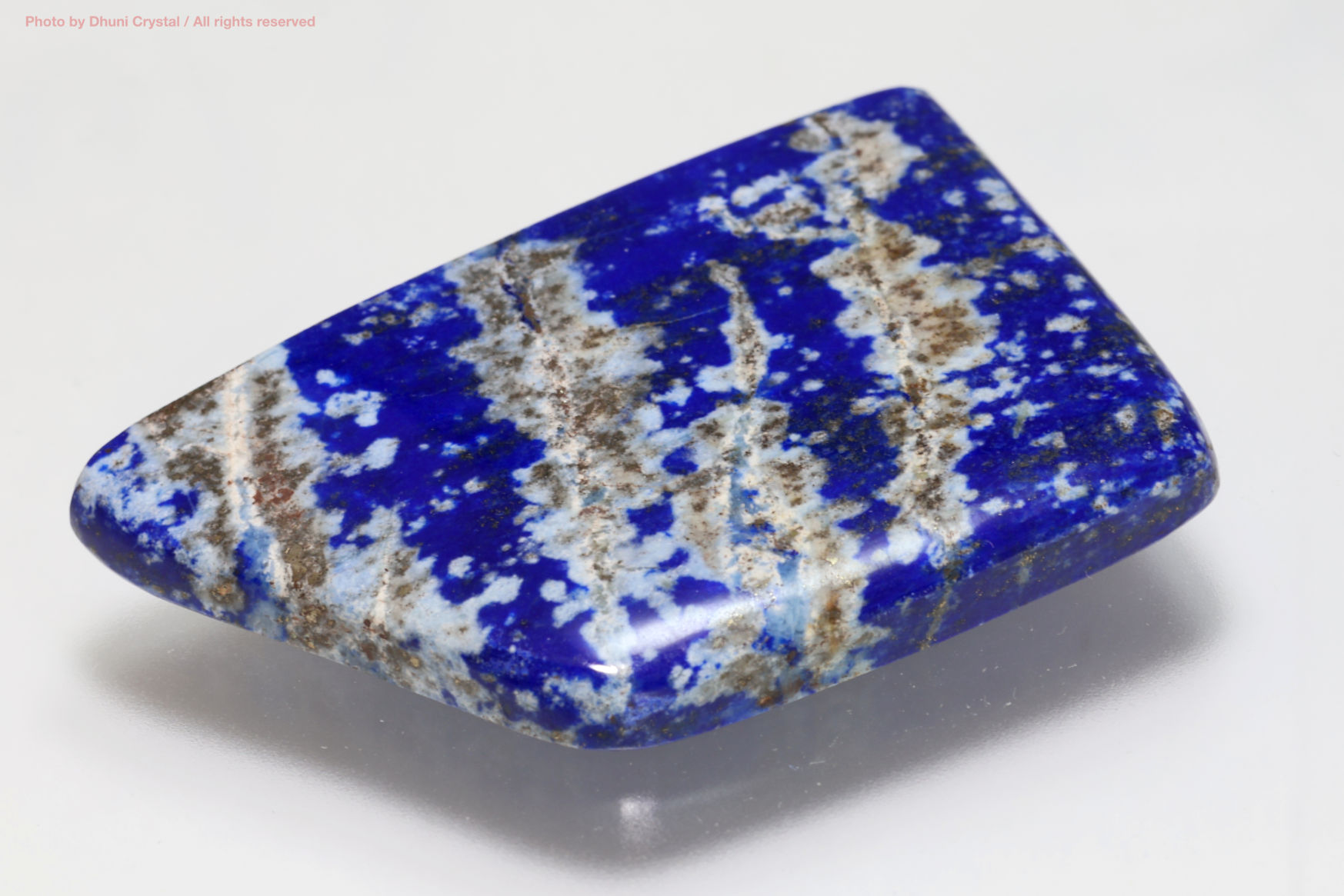 ラピスラズリ】深い瑠璃色に宿る叡智と守護の石｜天然石・パワーストーン