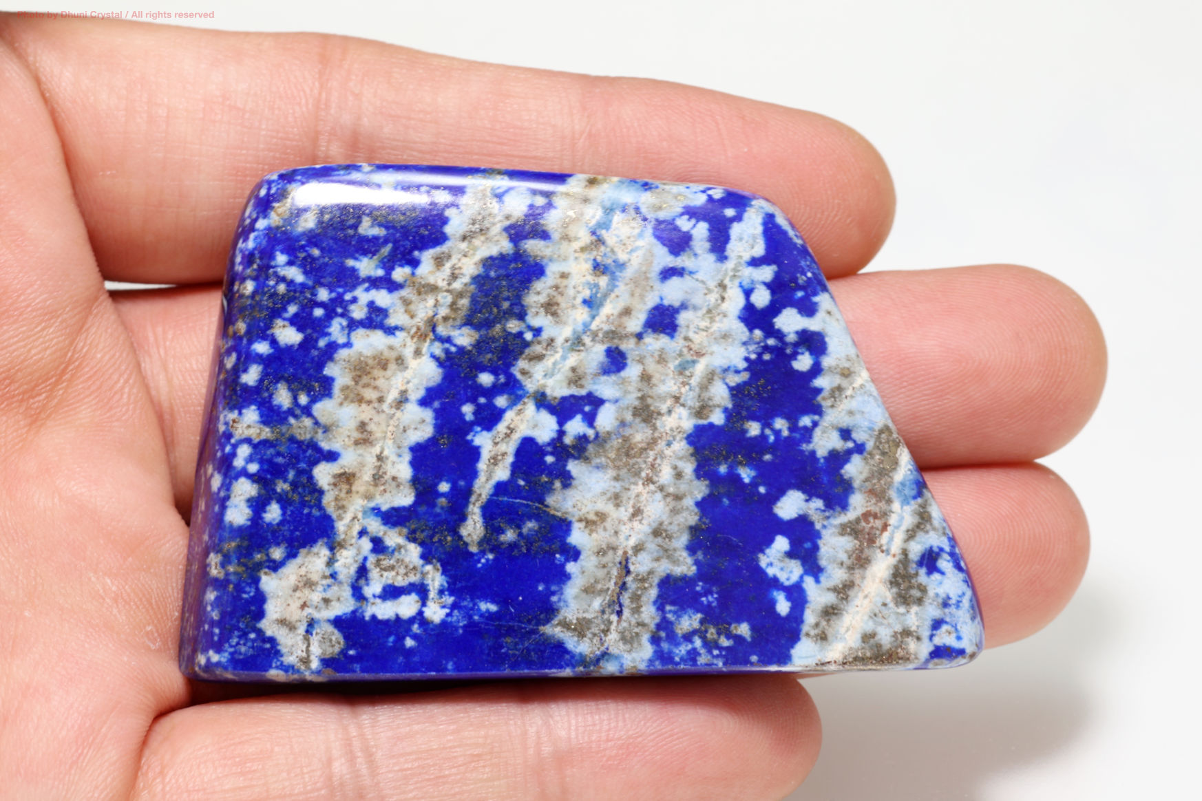 ラピスラズリ】深い瑠璃色に宿る叡智と守護の石｜天然石・パワーストーン