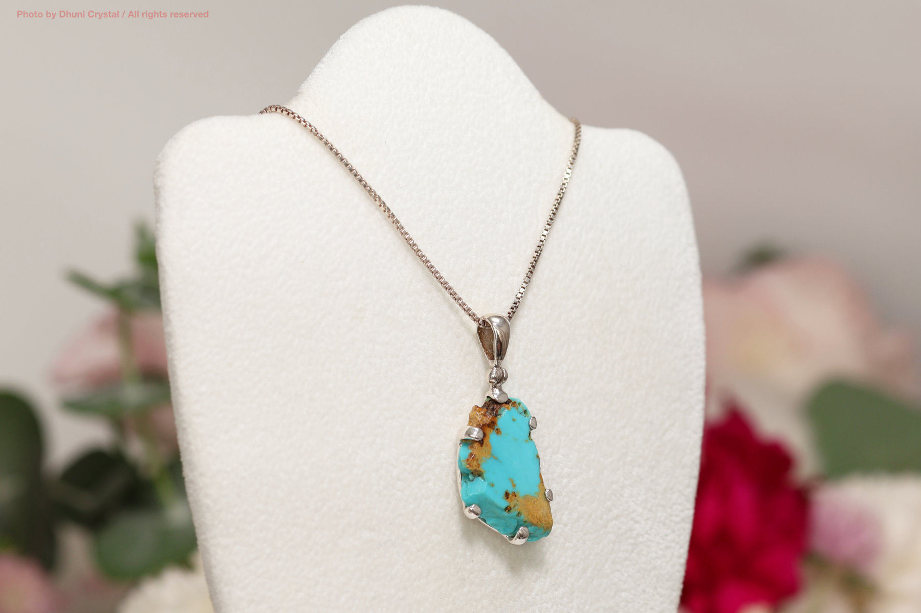 ターコイズ 空と大地をつなぐ旅のお守り・幸運を呼ぶ天然石ジュエリー