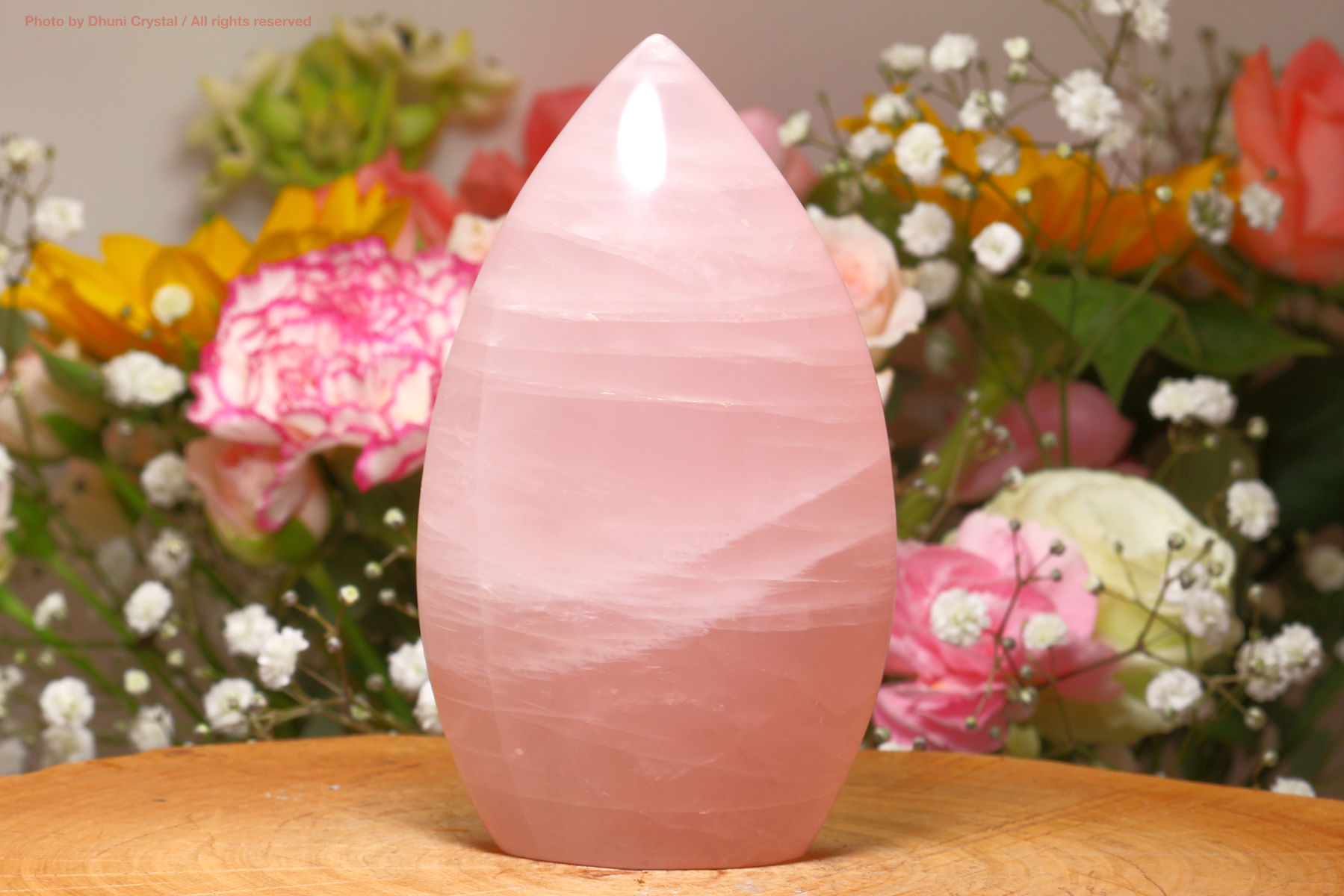 ローズクォーツ　天然石 ローズクォーツ 愛と癒しをもたらす優しいピンクの天然石