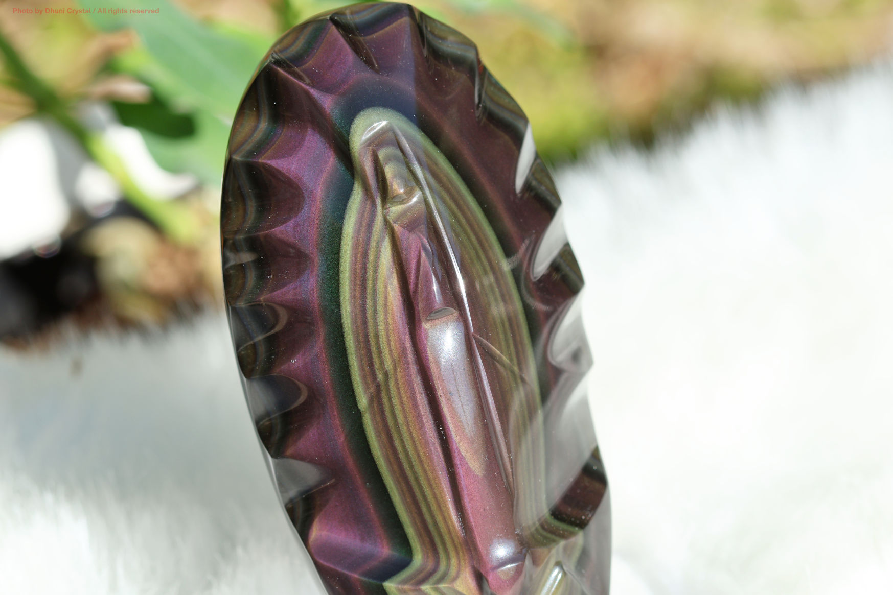 レインボーオブシディアン