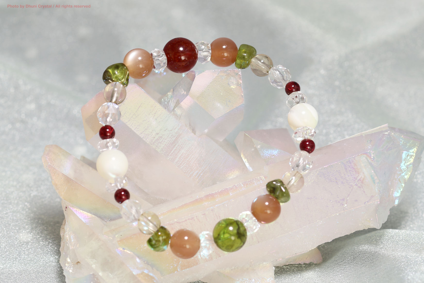 レインボーライオライト/ワンダーストーン(A53)