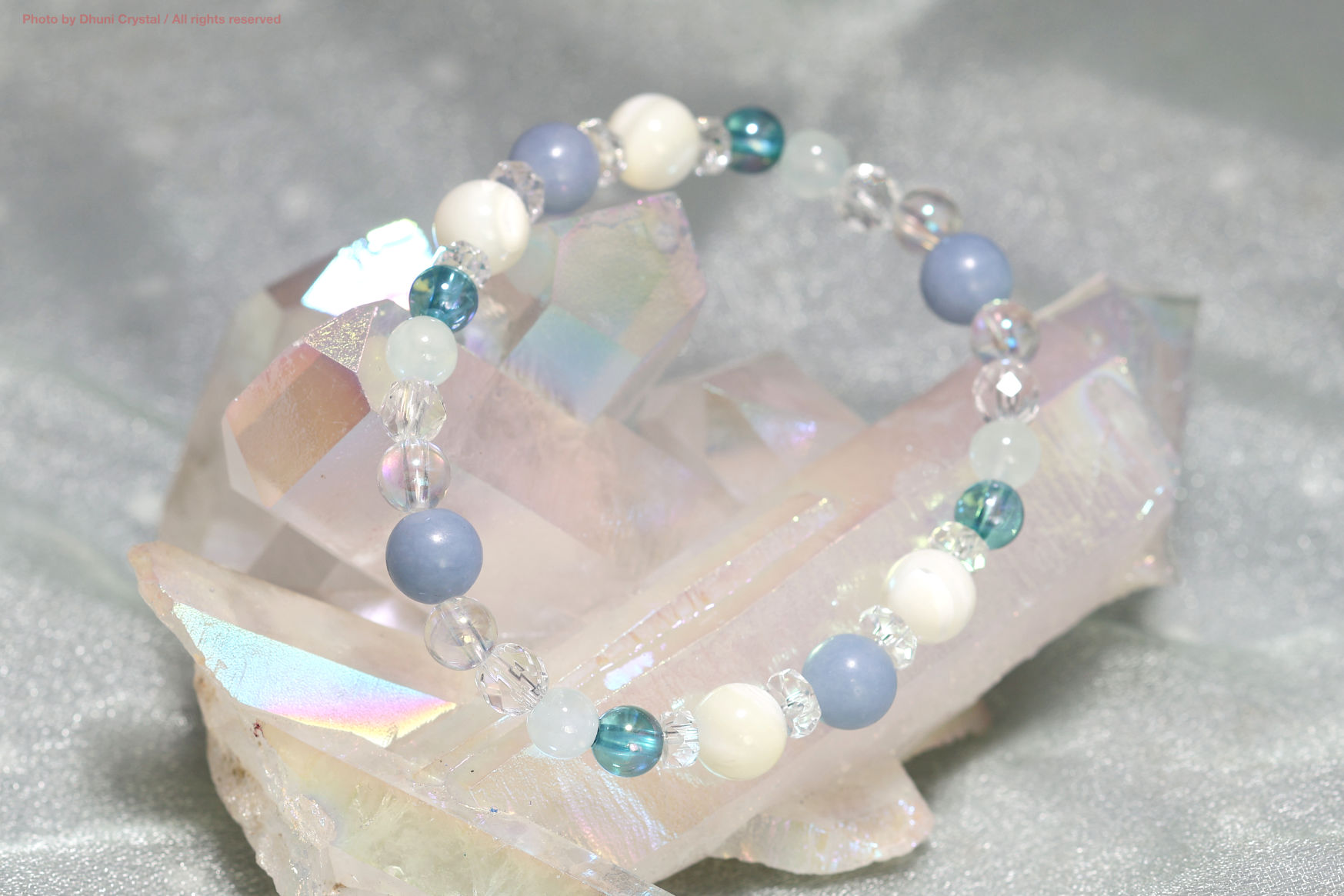 スノーフレーク・イリディセント (シルバープルーフ) 虹色クリスタル スノーフレーク・イリディセント (シルバープルーフ) 虹色クリスタル