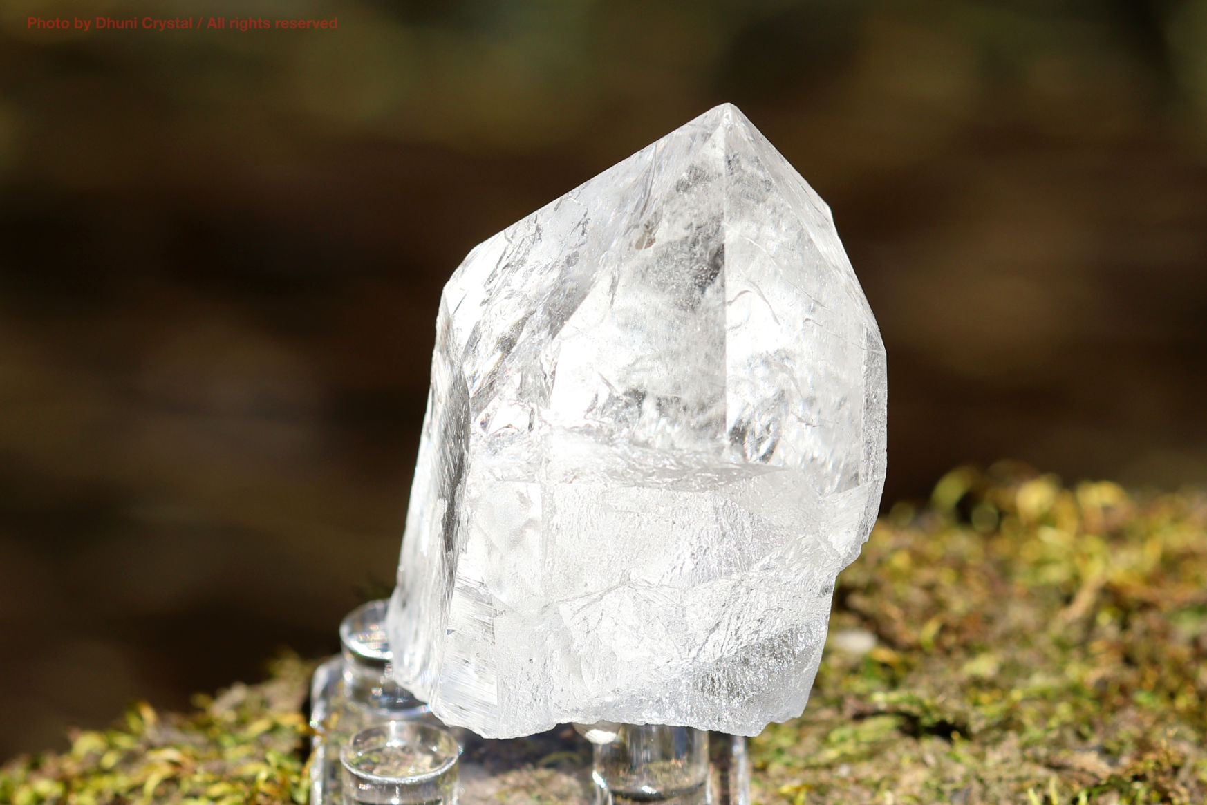 マニハール産ヒマラヤ水晶の裏面からの結晶の様子